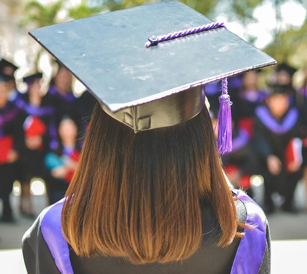 100 Best Graduation Wishes: What to Write in a Graduation Card - Twigs Paper